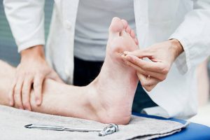 Khối u thần kinh có thể gây cảm giác tê bì
